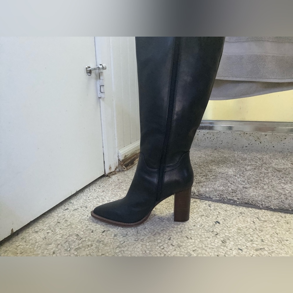 VINCE CANUTO- Woman’s Eckina Kneehigh Black Boot (SIZE - 7 1/2) - Picture 7 of 9